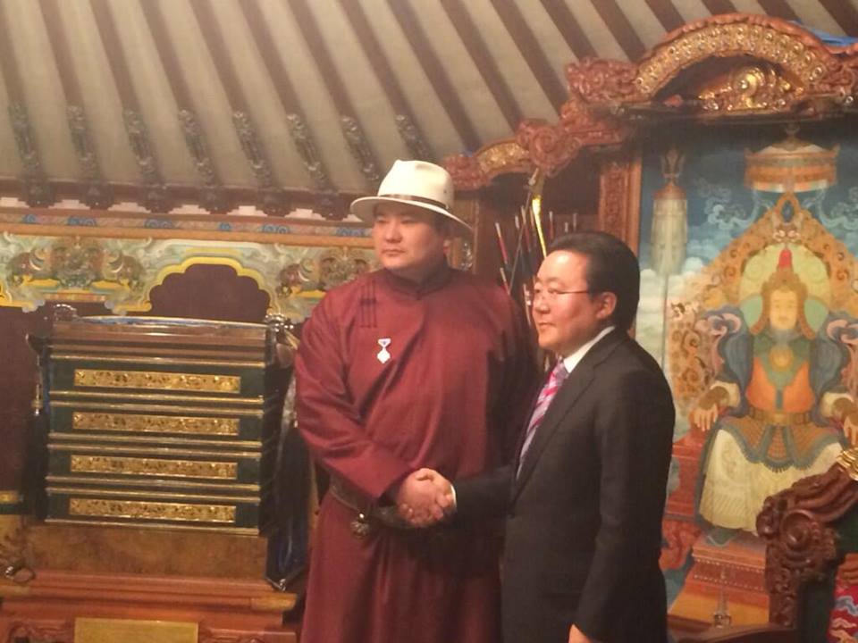 Н.Наранбаатар драмын урлагаас Төрийн соёрхол хүртсэн анхны найруулагч боллоо